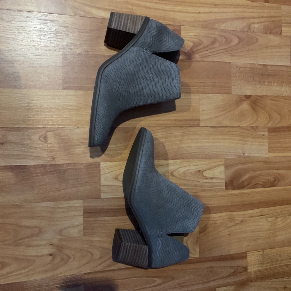 lucky brand bootie